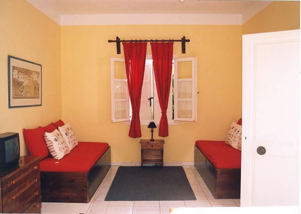 Spetses Retreat Accommodation Exteriér fotografie